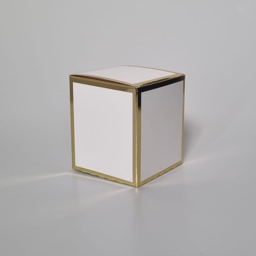 20cl Candle Box - White With A Gold Edge