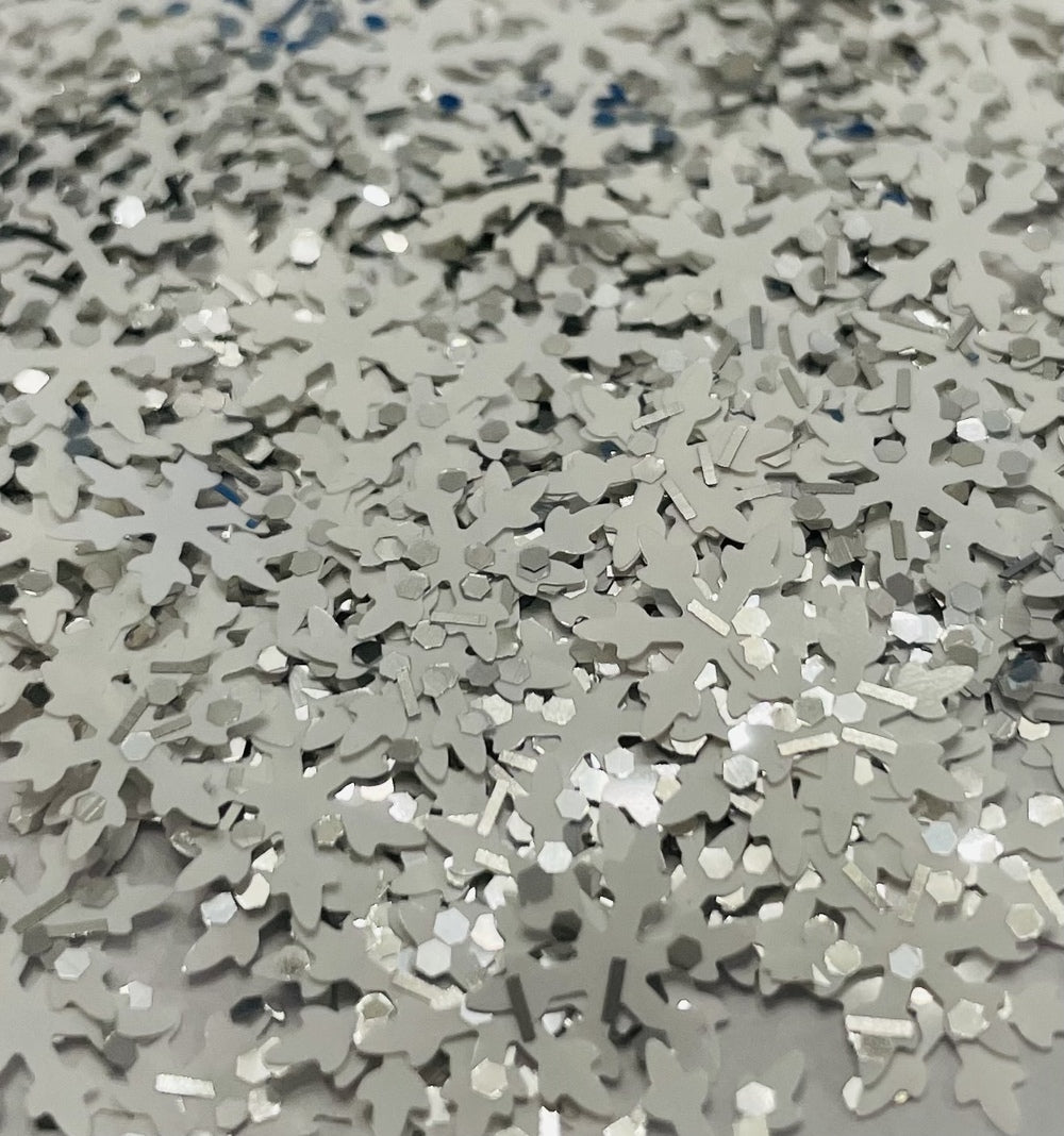 White Snowflake and Silver Tinsel Glitter - W46
