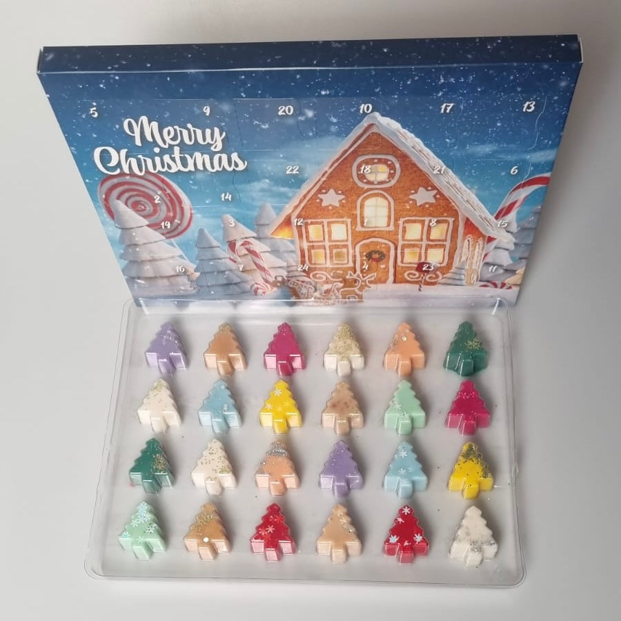 24 Cavity Christmas Tree ADVENT  Wax Melt Clamshell - (GINGERBREAD HOUSE)