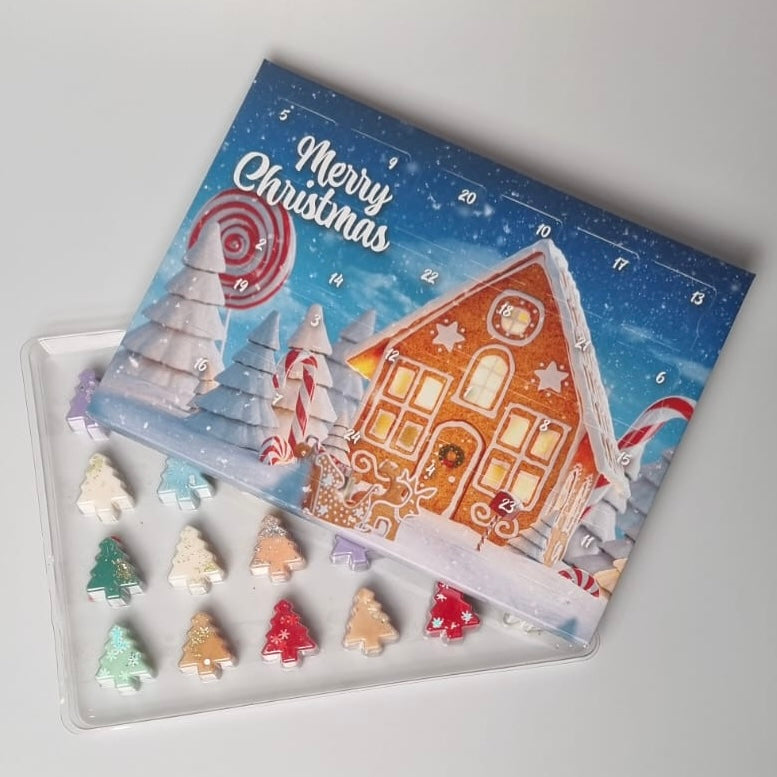 24 Cavity Christmas Tree ADVENT  Wax Melt Clamshell - (GINGERBREAD HOUSE)