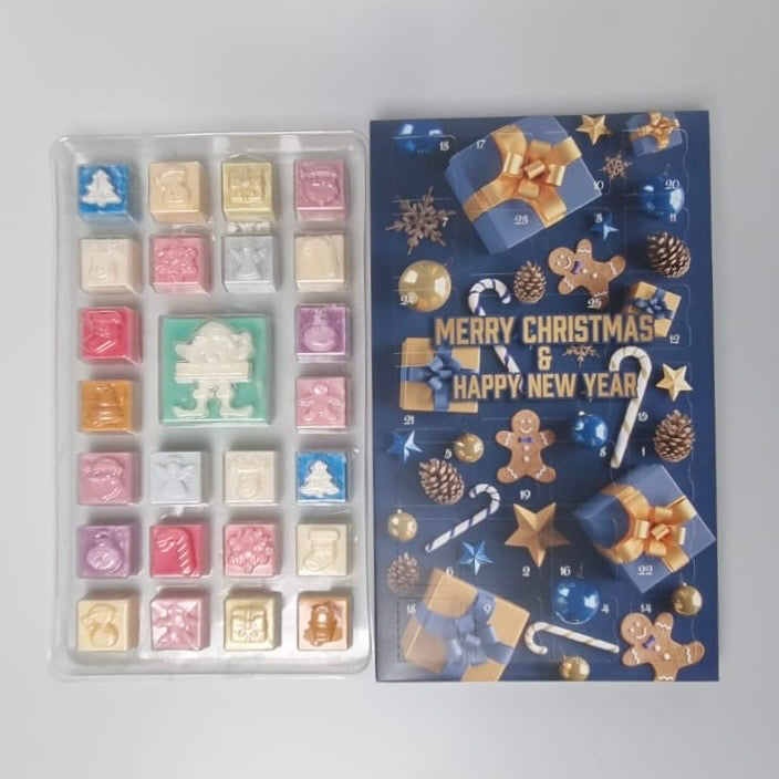 25 Cavity Christmas ADVENT Wax Melt Clamshell - GINGERBREAD MAN & PRESENTS