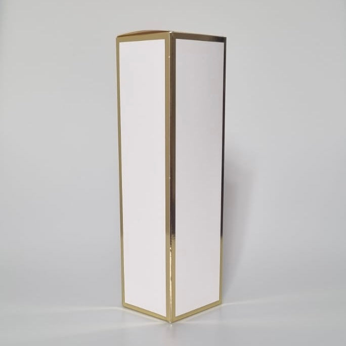 White Diffuser Box With A Gold Edge