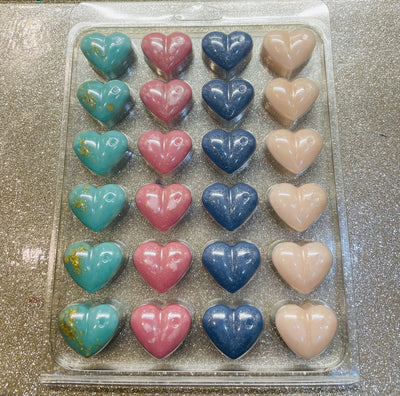 24 Cavity Heart Wax Melt Clamshell